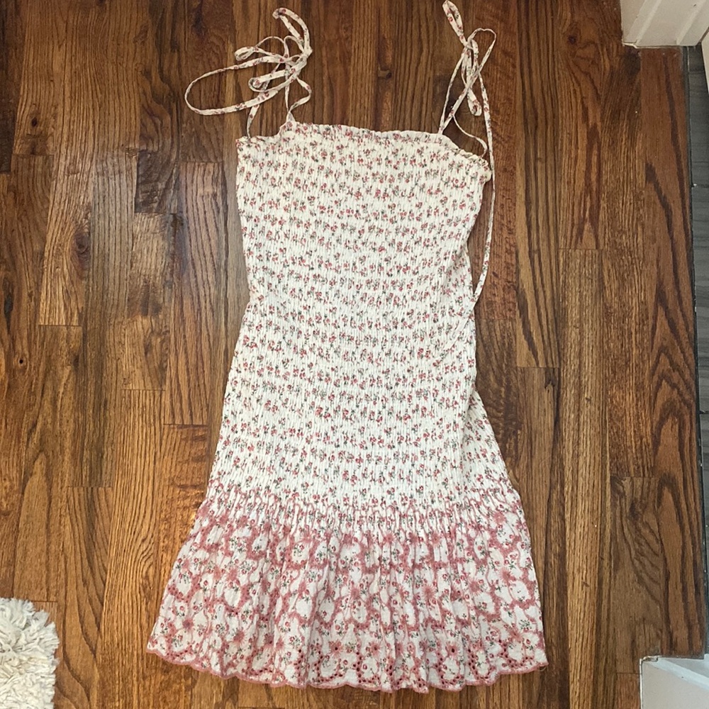 Storia White and Pink Floral Mini Dress Size L